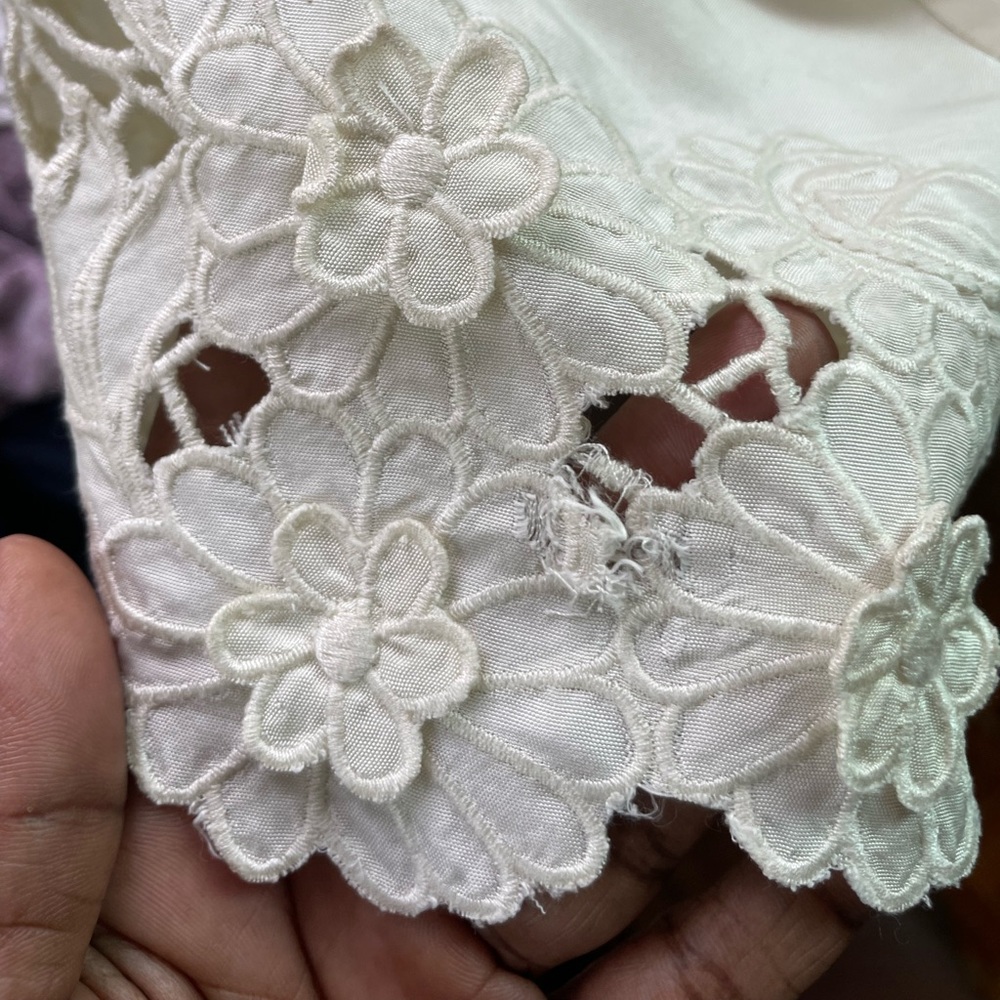 BCBGMaxAzria 100% silk Runway Boho Wedding Cream Floral Lace V-Neck dress M - Picture 14 of 15